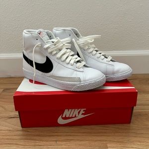 Nike Blazer Mid (GS) Shoes - Women’s 6.5